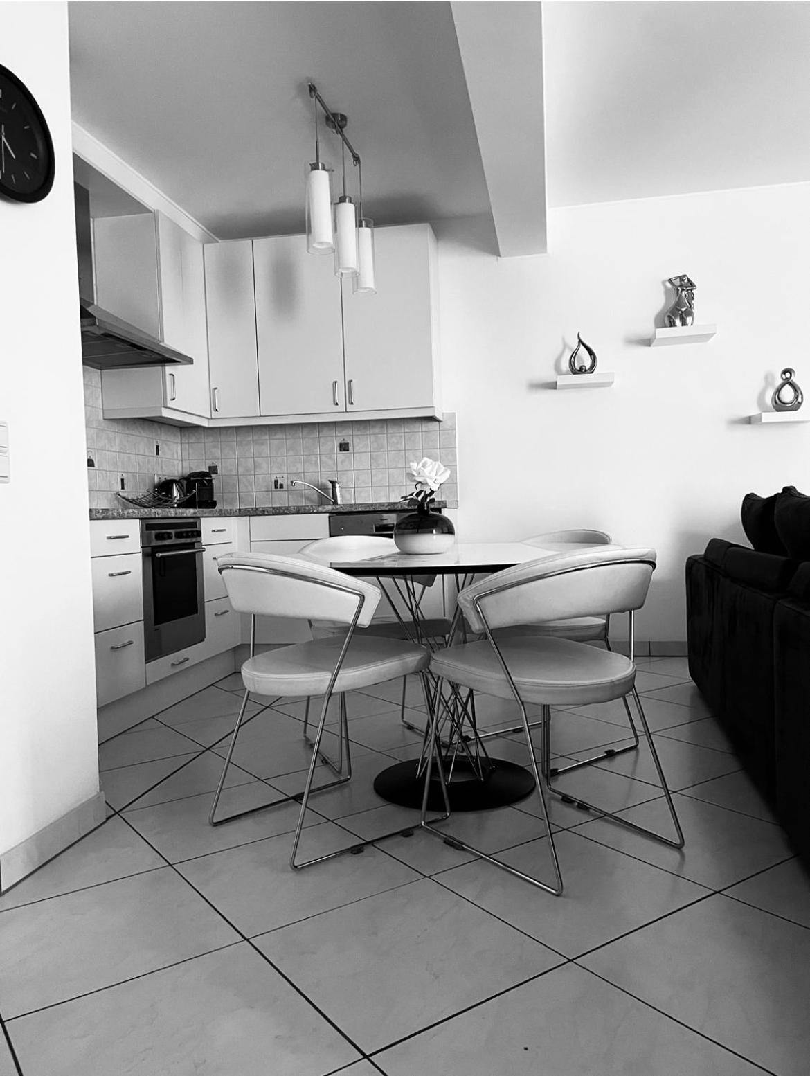 Luxury Penthouse Apartment With 3 Balconies -2 Bedrooms -Petrus View & Parking Luxemburgo Exterior foto