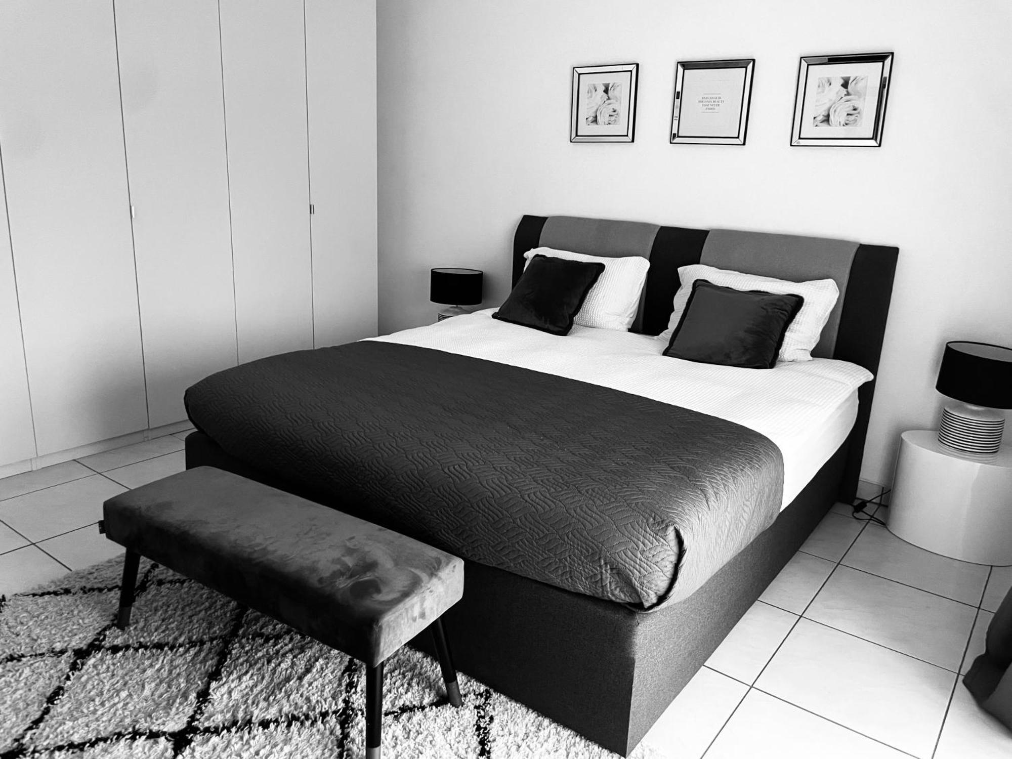 Luxury Penthouse Apartment With 3 Balconies -2 Bedrooms -Petrus View & Parking Luxemburgo Exterior foto